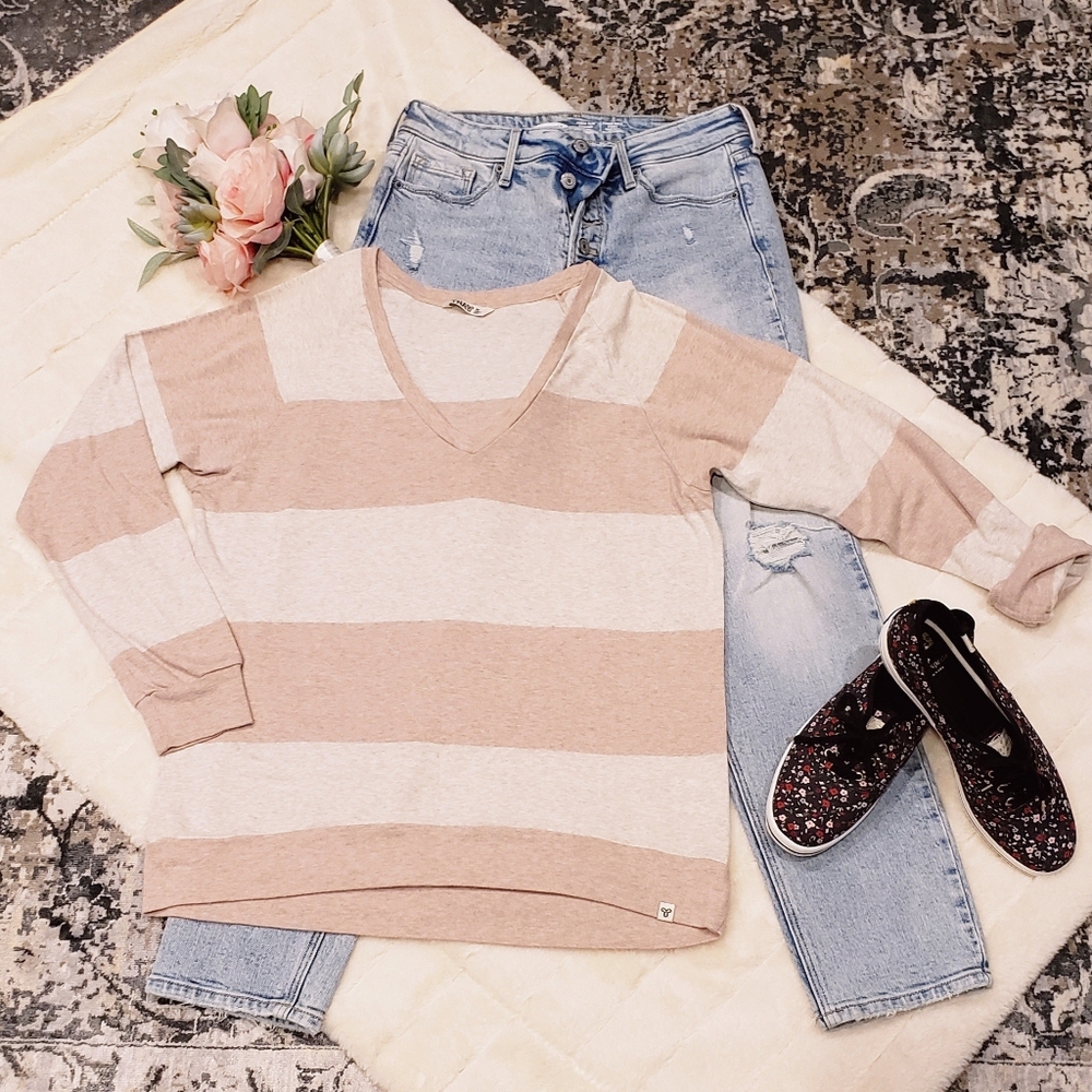 Aritzia - TNA Lightweight Sweater Long-sleeve Tee